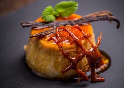 Creme caramel dessert